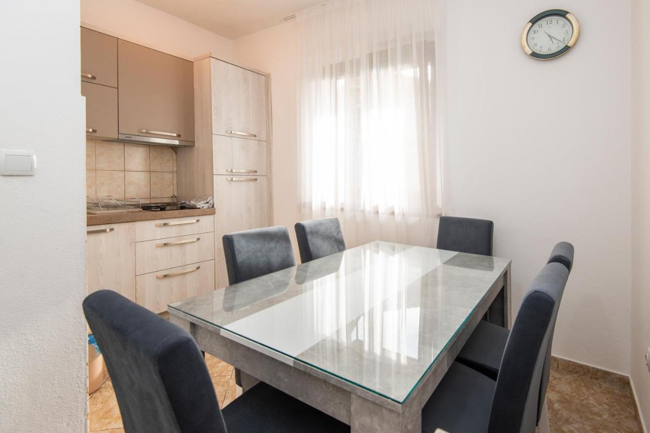 Apartments Kiki Котор Экстерьер фото
